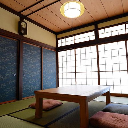 Guesthouse Iwase Tojama Kültér fotó