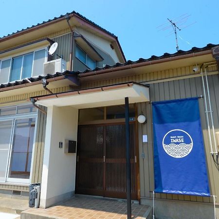 Guesthouse Iwase Tojama Kültér fotó